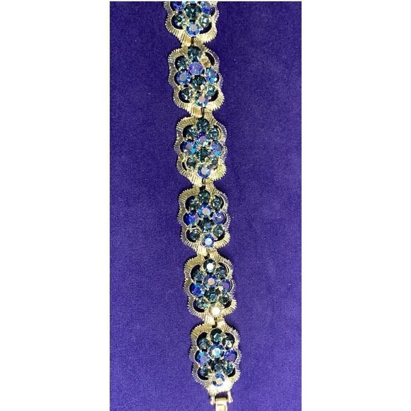 Navy and Light Blue Crystal Bracelet in Silver wash, Vintage - Picture 4 of 6